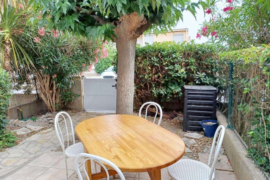 Entre Mer Et Garrigue Saint-Pierre-la-Mer  Экстерьер фото
